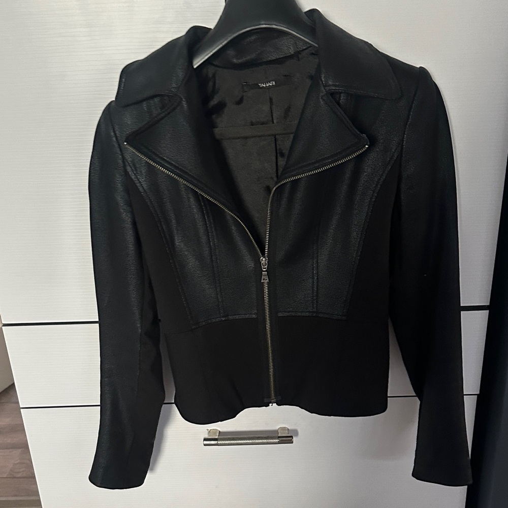 TAHARI Black Faux Leather Fabric Mixed Media Moto Peplum Cropped Jacket